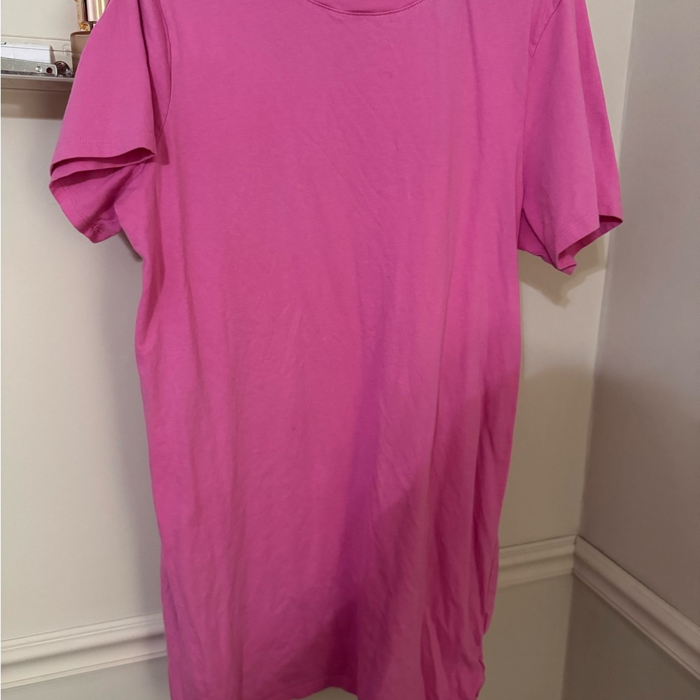 Old Navy Bright Pink Crew Neck Tee